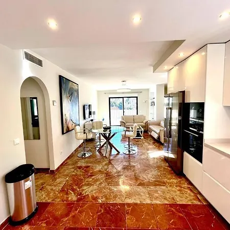 8 Personas Piscina Wifi Apartment Marbella